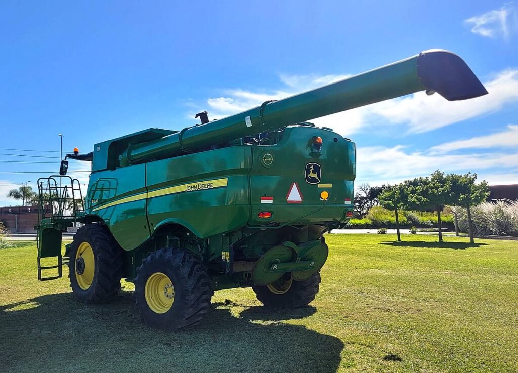 John Deere S670 SD