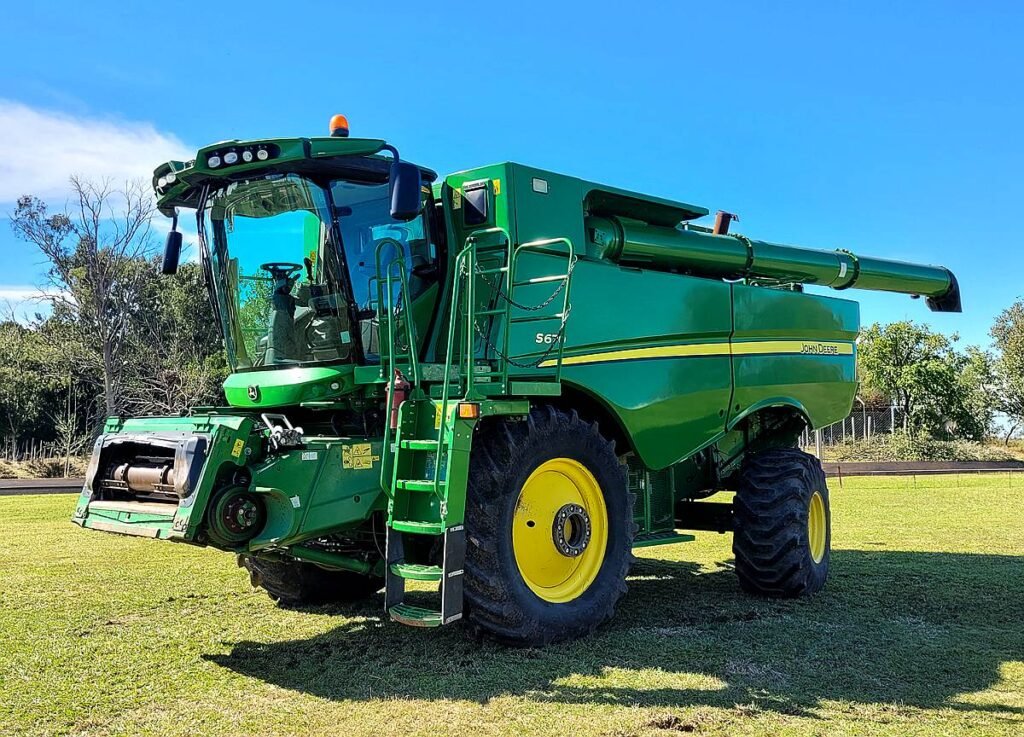 John Deere S670 SD