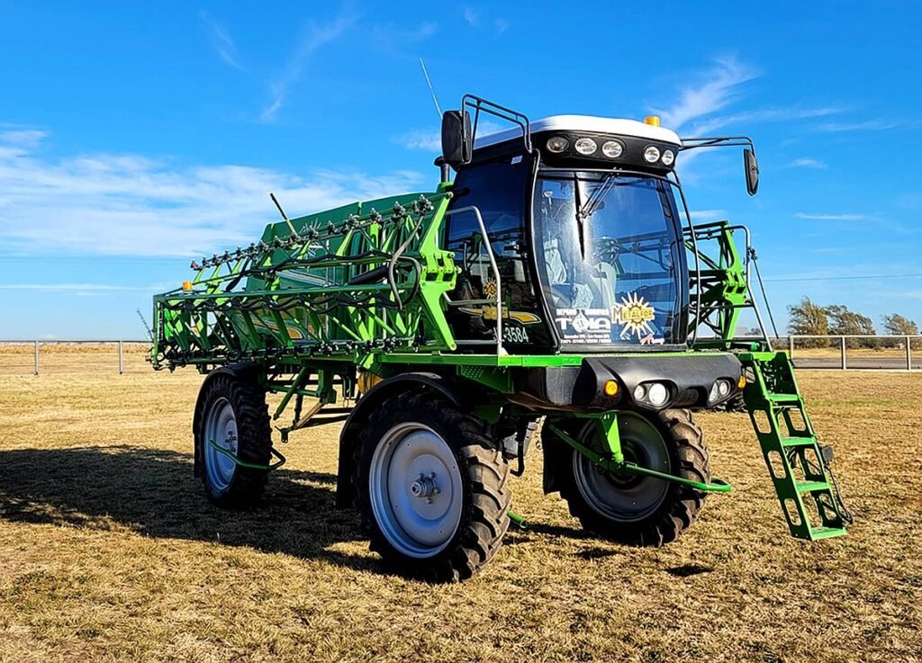Pulverizadora Autopropulsada Metalfor 3025